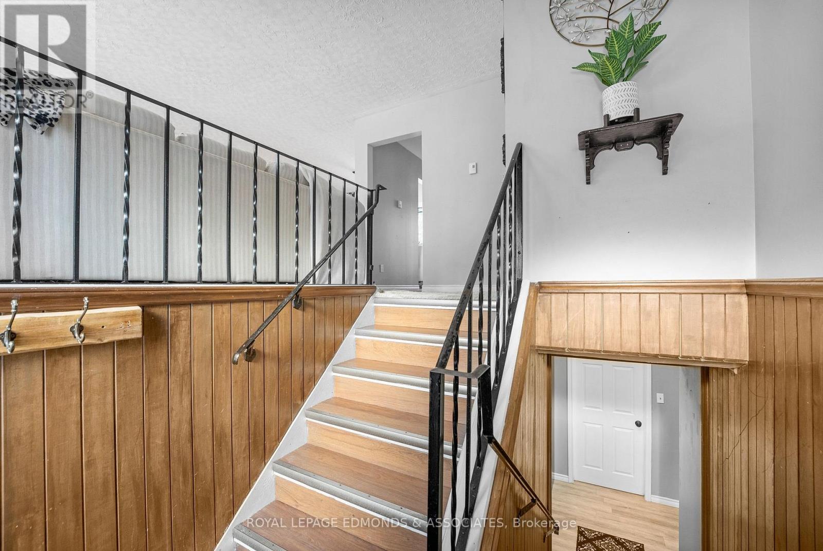 1486 WILSON ROAD - 14