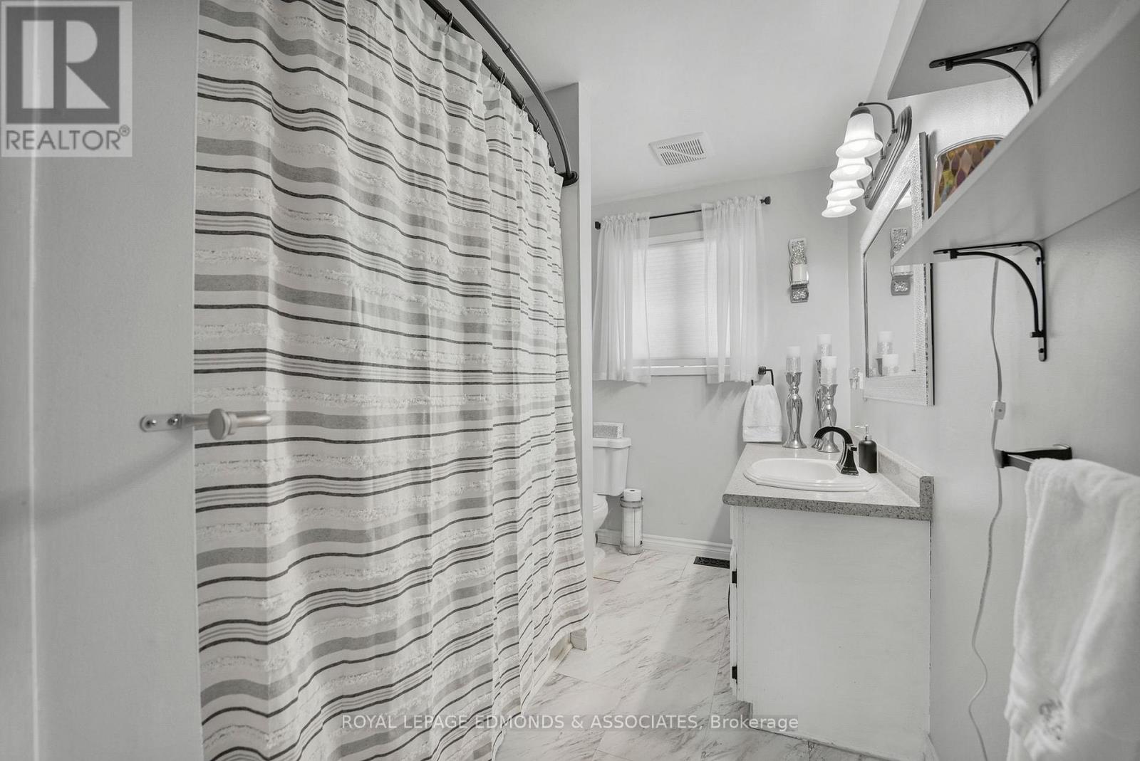 1486 WILSON ROAD - 17
