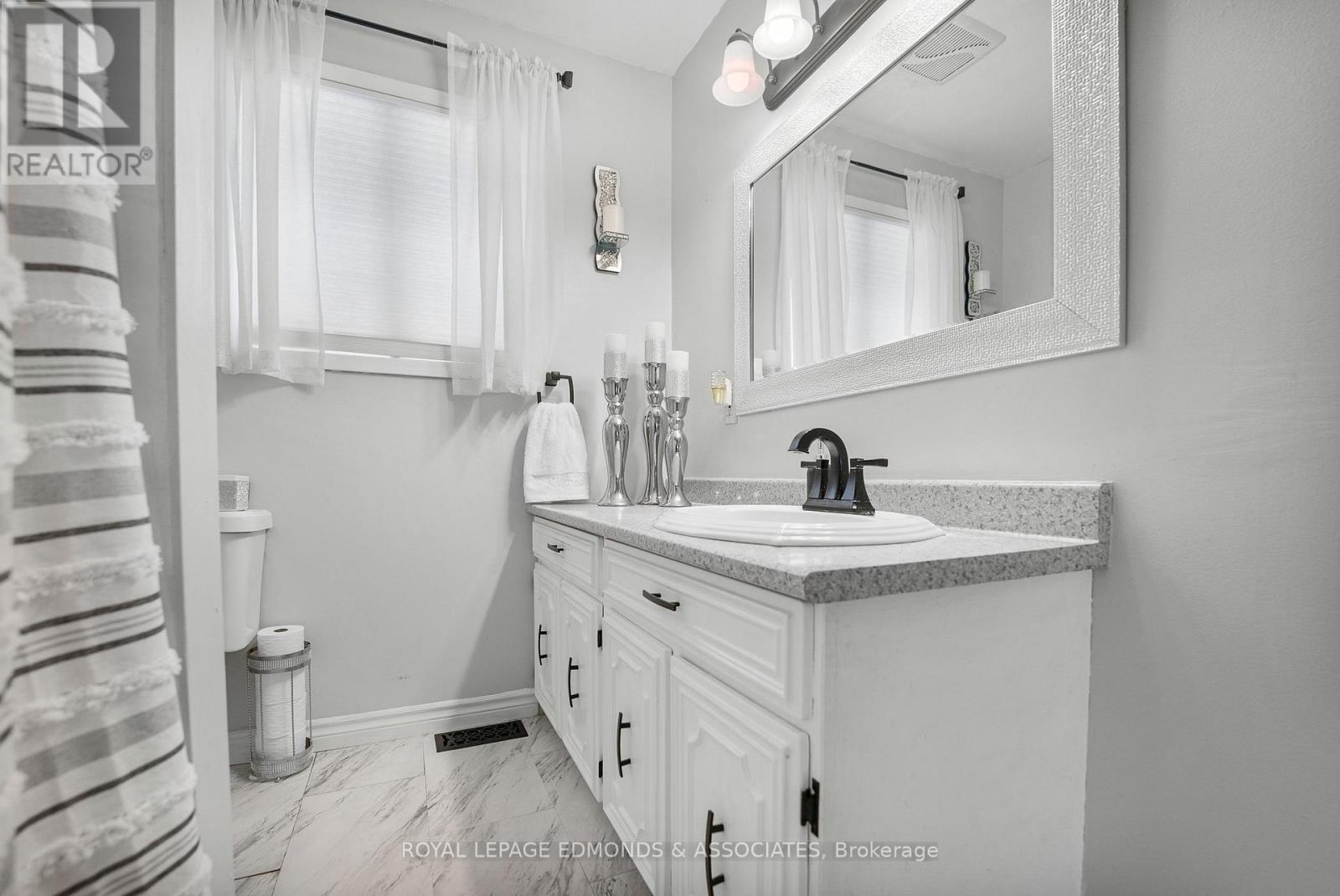 1486 WILSON ROAD - 18