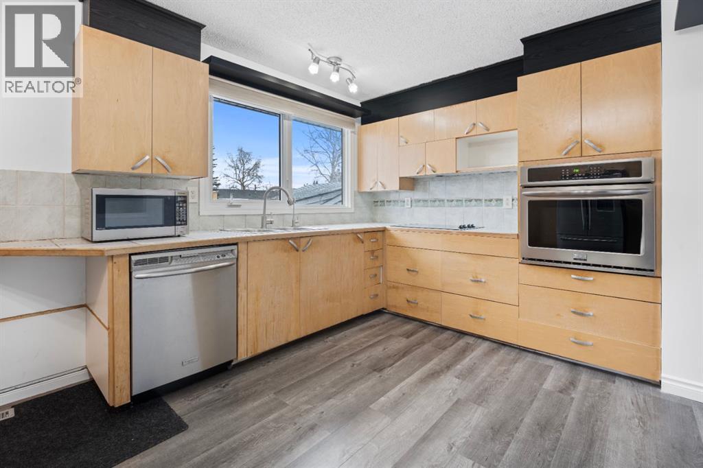 Single Family House Bungalow for Sale in  Pinecliff Road NE Pineridge Calgary 