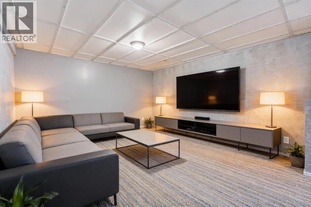 Single Family House Bungalow for Sale in  Pinecliff Road NE Pineridge Calgary 