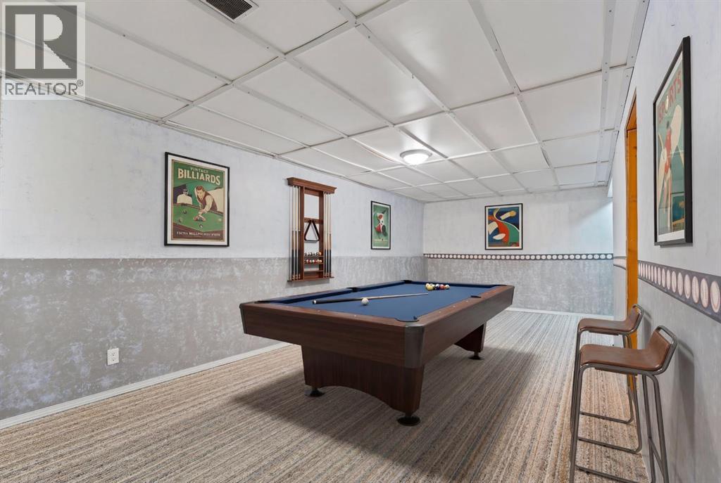 Single Family House Bungalow for Sale in  Pinecliff Road NE Pineridge Calgary 