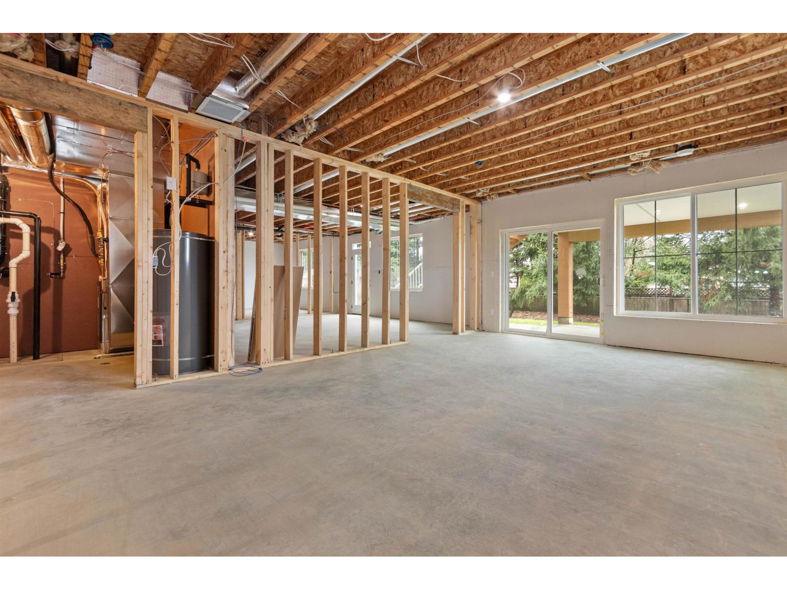 House in Chilliwack - Image 17