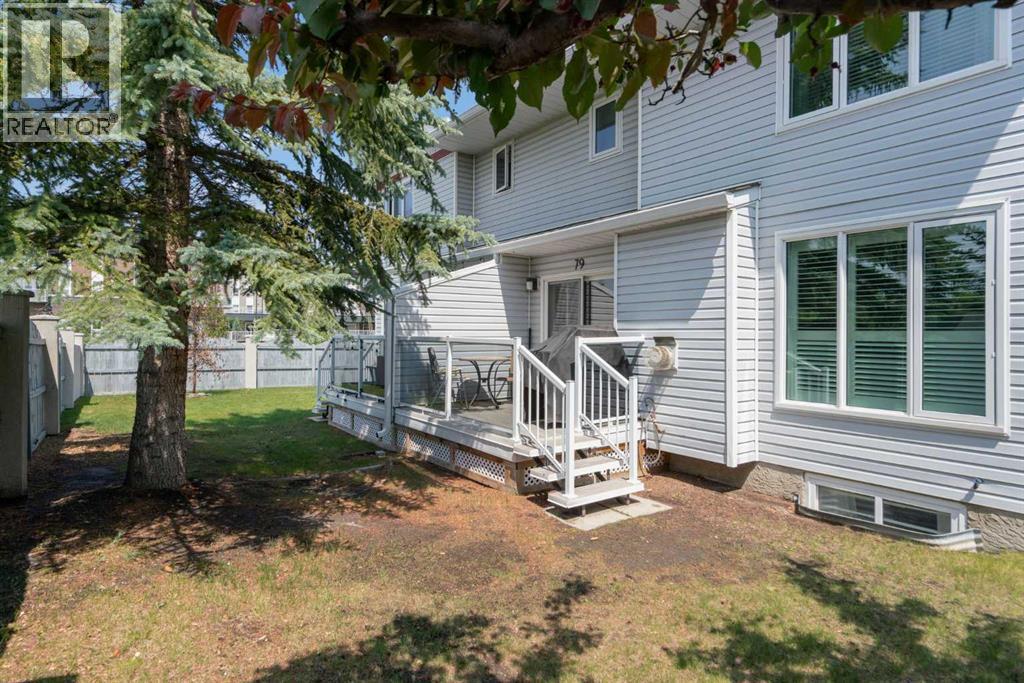 Single Family House for Sale in  Scenic Gardens NW Scenic Acres Calgary 