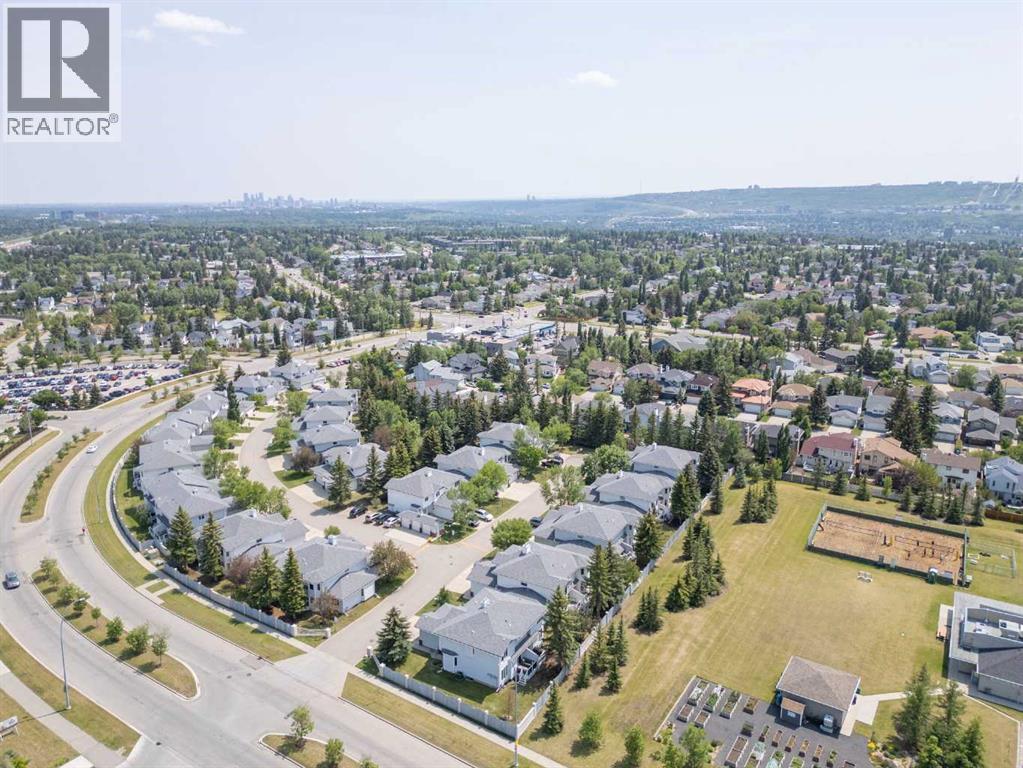 Single Family House for Sale in  Scenic Gardens NW Scenic Acres Calgary 