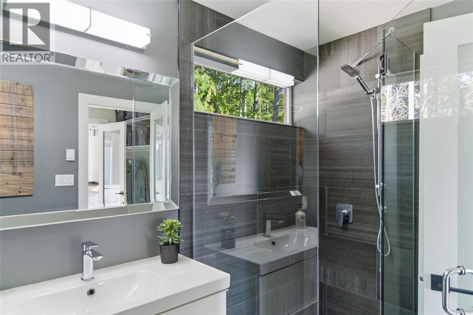 1805 STALKER RD - 27