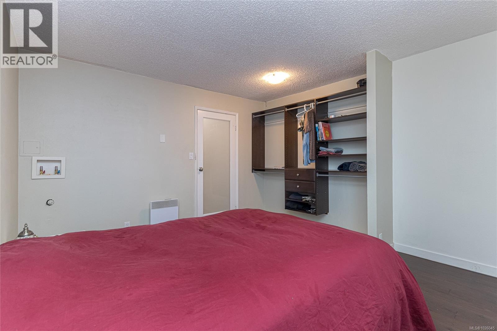 905 1630 Quadra Street, Victoria