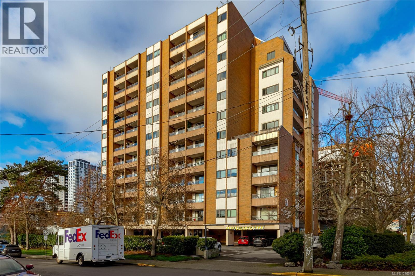 905 1630 Quadra Street, Victoria