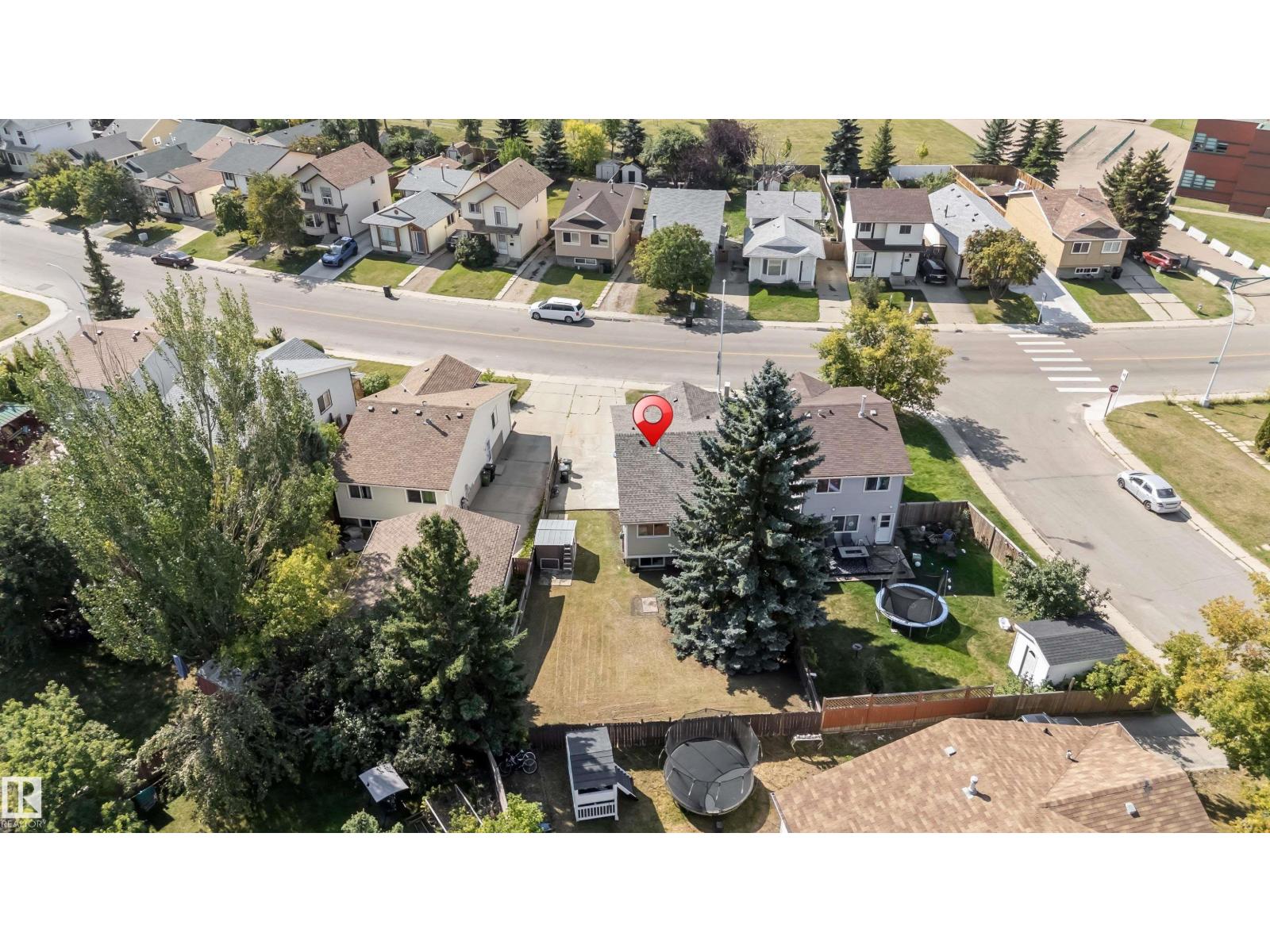 4616 32 AV NW, Edmonton