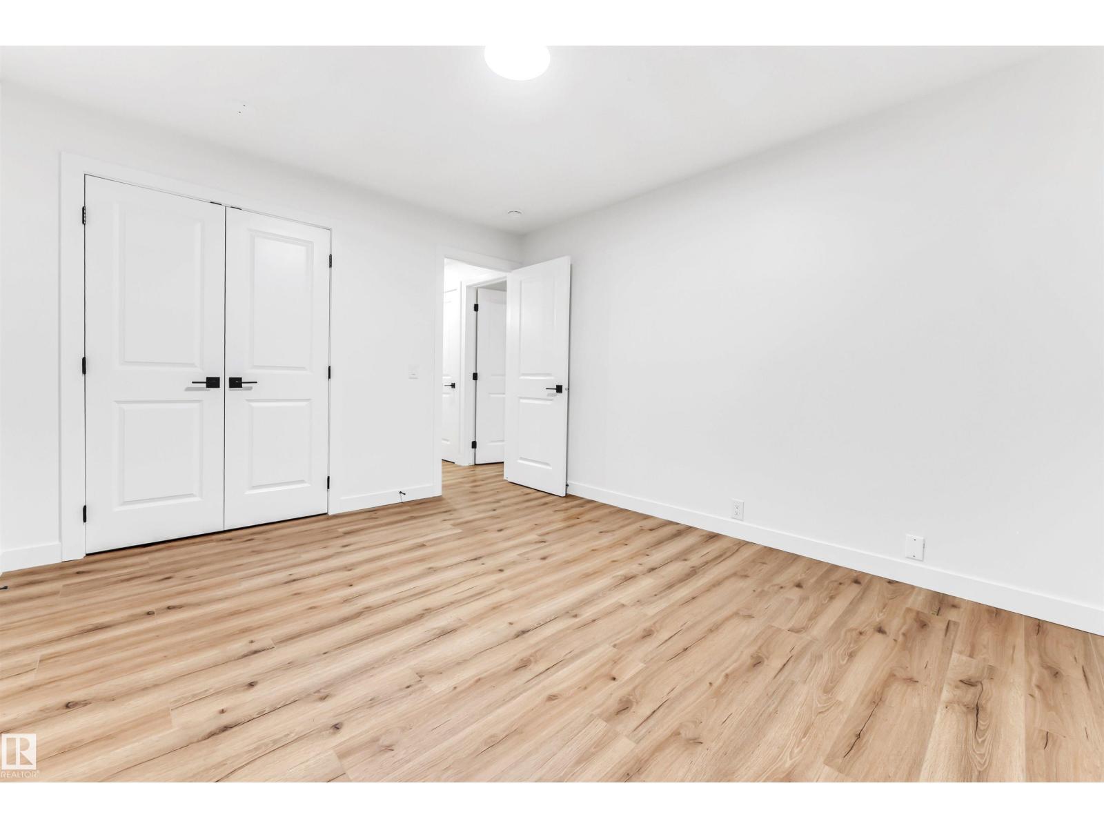 4616 32 AV NW, Edmonton