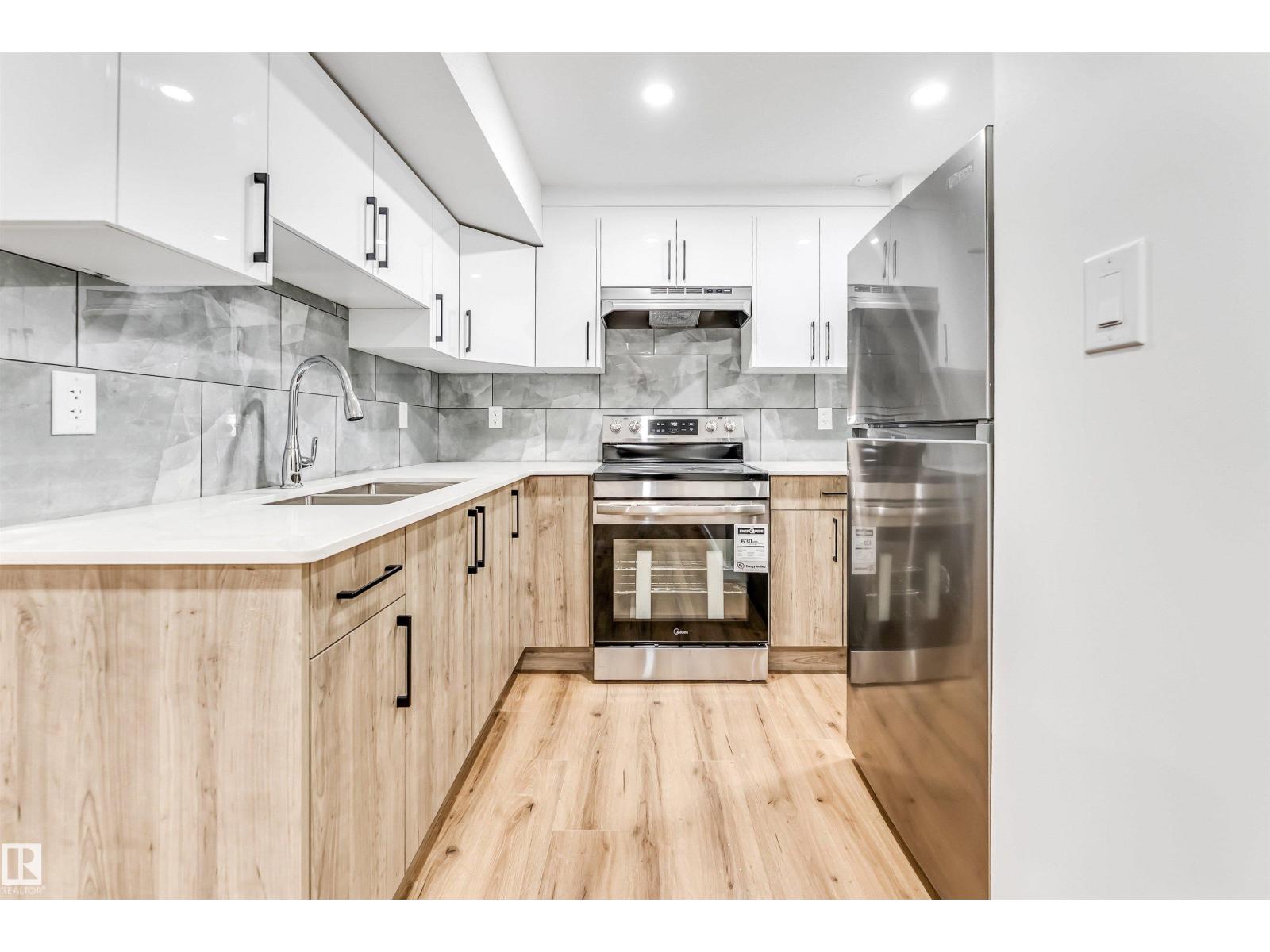 4616 32 AV NW, Edmonton