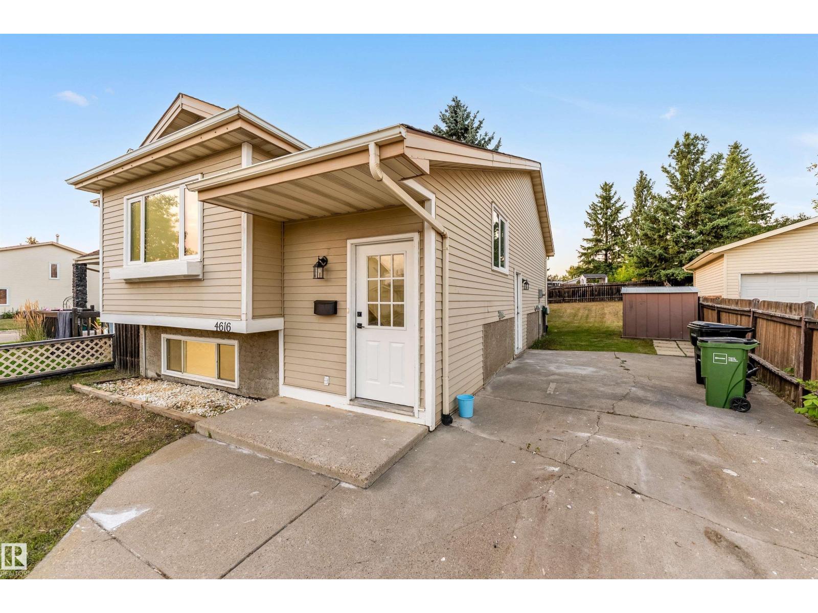 4616 32 AV NW, Edmonton