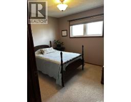 Family room - 797 4th Street W, Shaunavon, SK S0N2M0 Photo 13
