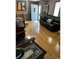 797 4th Street W, Shaunavon, SK S0N2M0 Photo 20