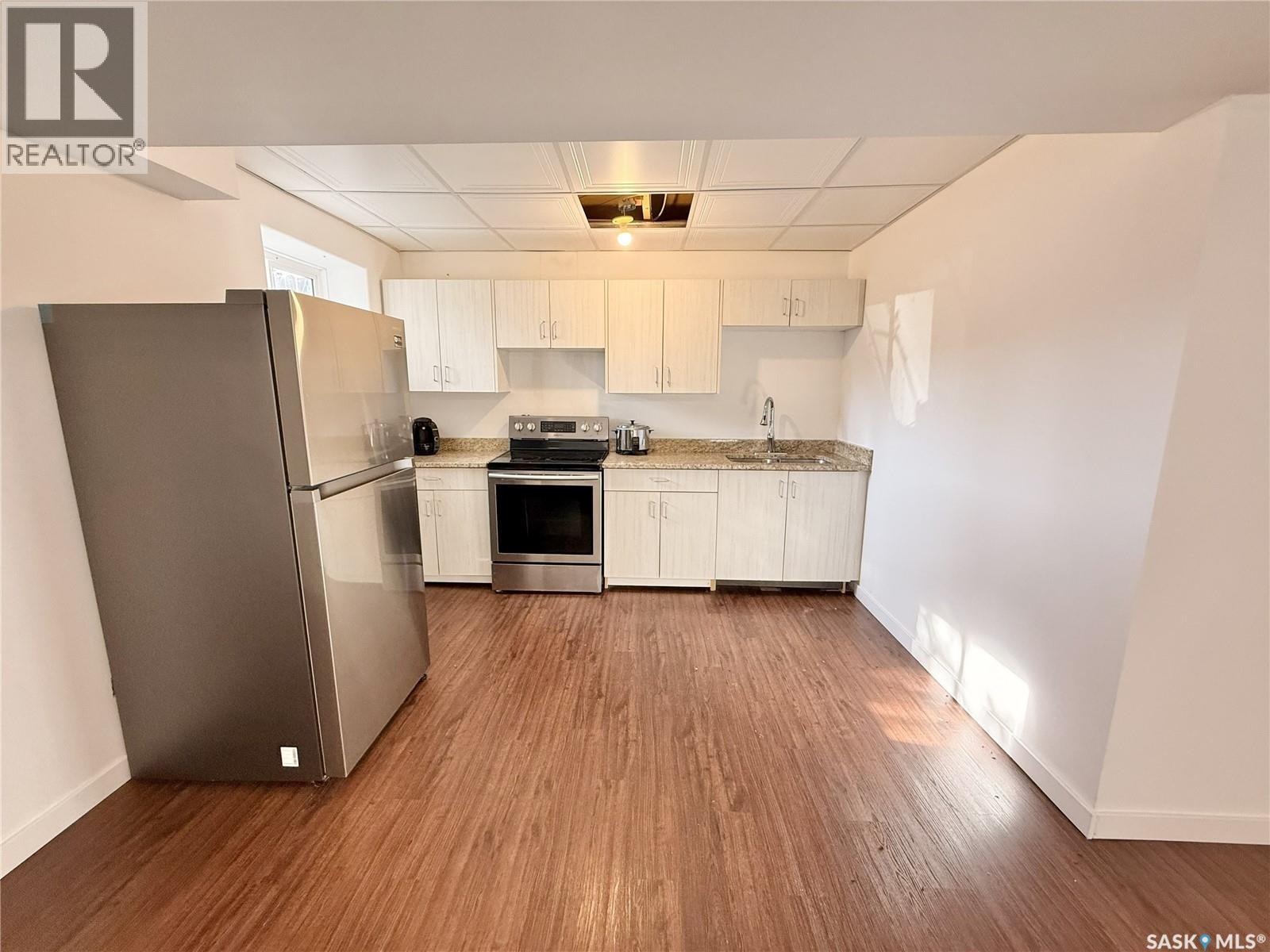 320 HERBERT AVENUE - 15