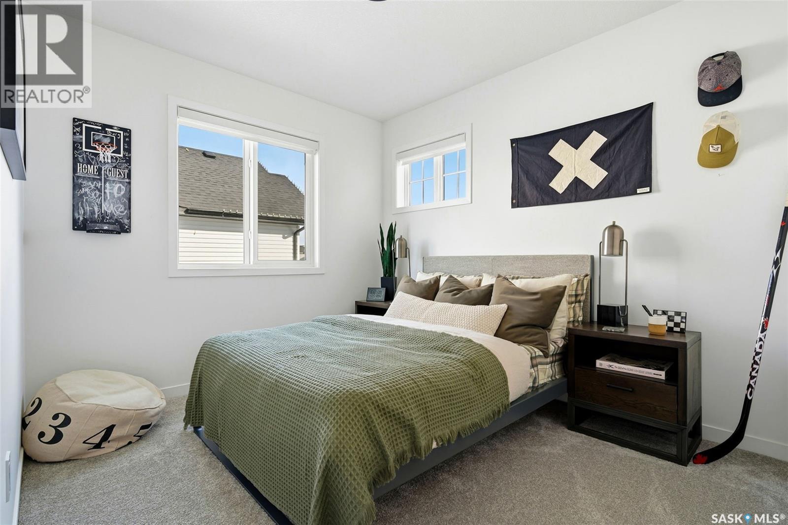 3204 Favel DRIVE - 28