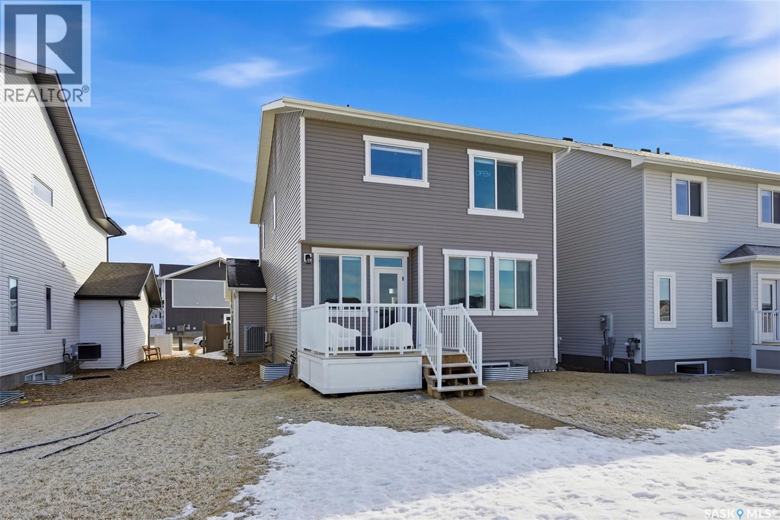 3204 Favel DRIVE - 35