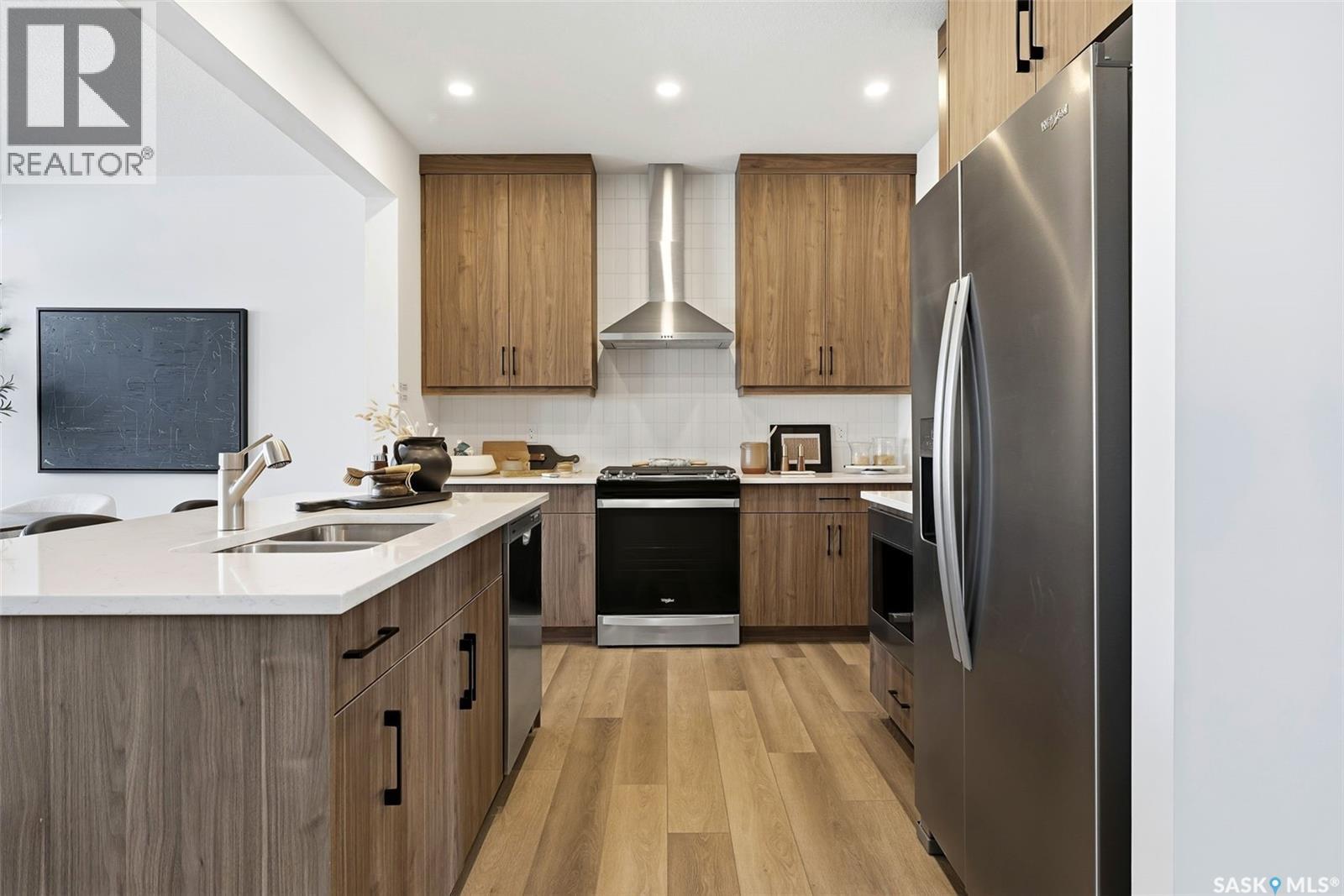 3204 Favel DRIVE - 4
