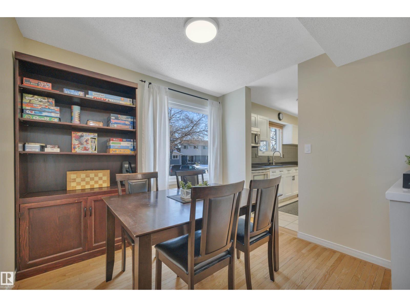 17062 100 ST NW, Edmonton