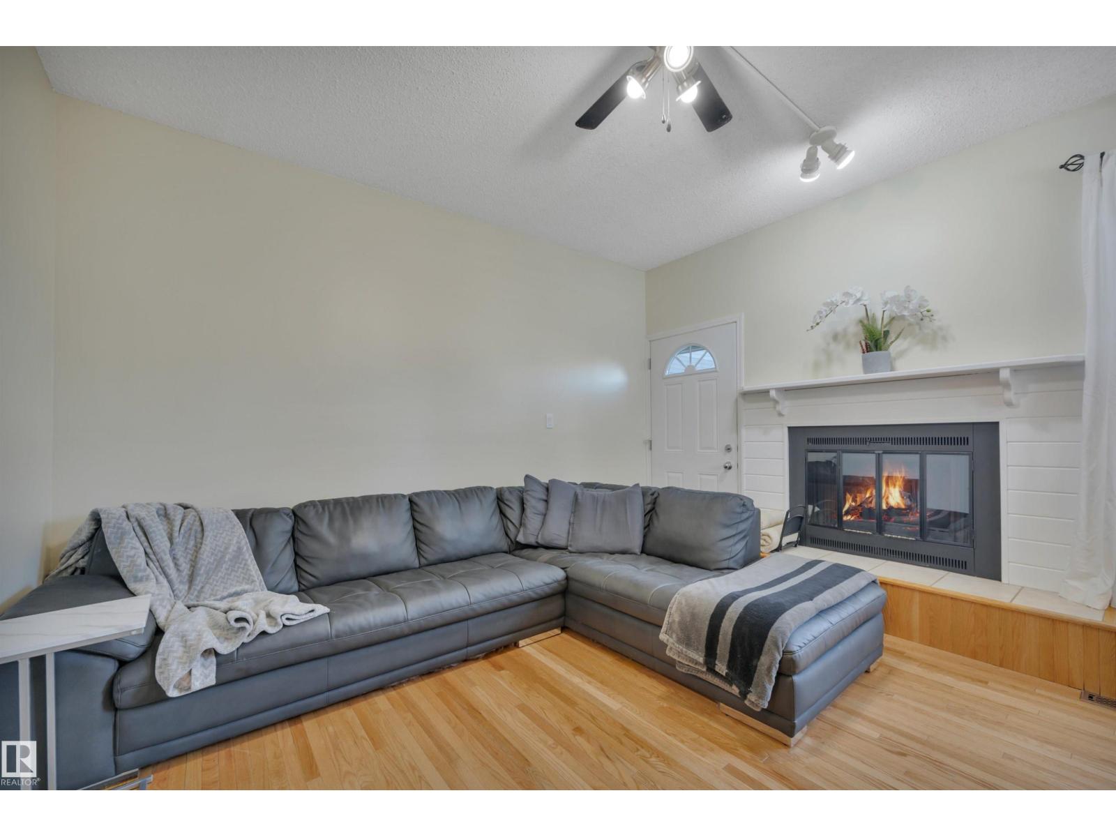 17062 100 ST NW, Edmonton