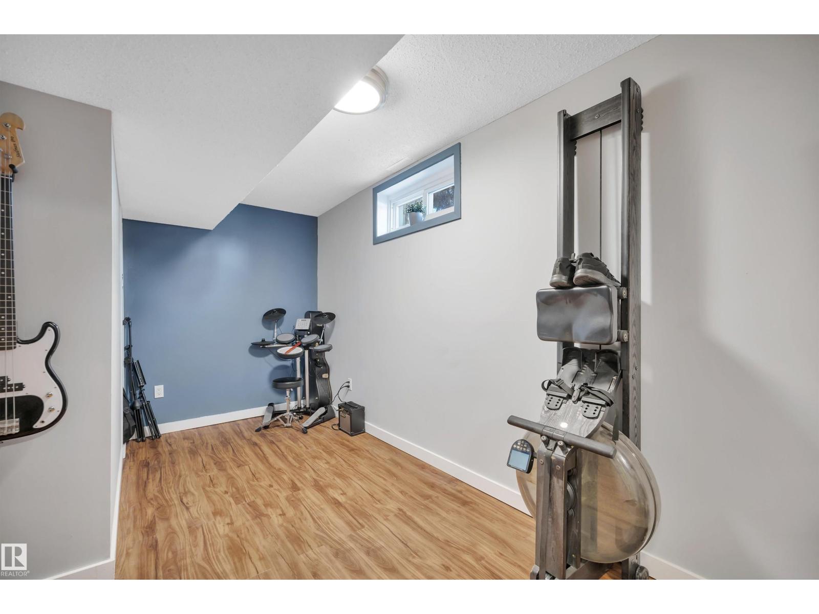 17062 100 ST NW, Edmonton