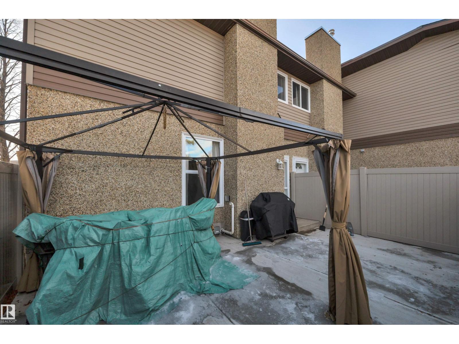 17062 100 ST NW, Edmonton