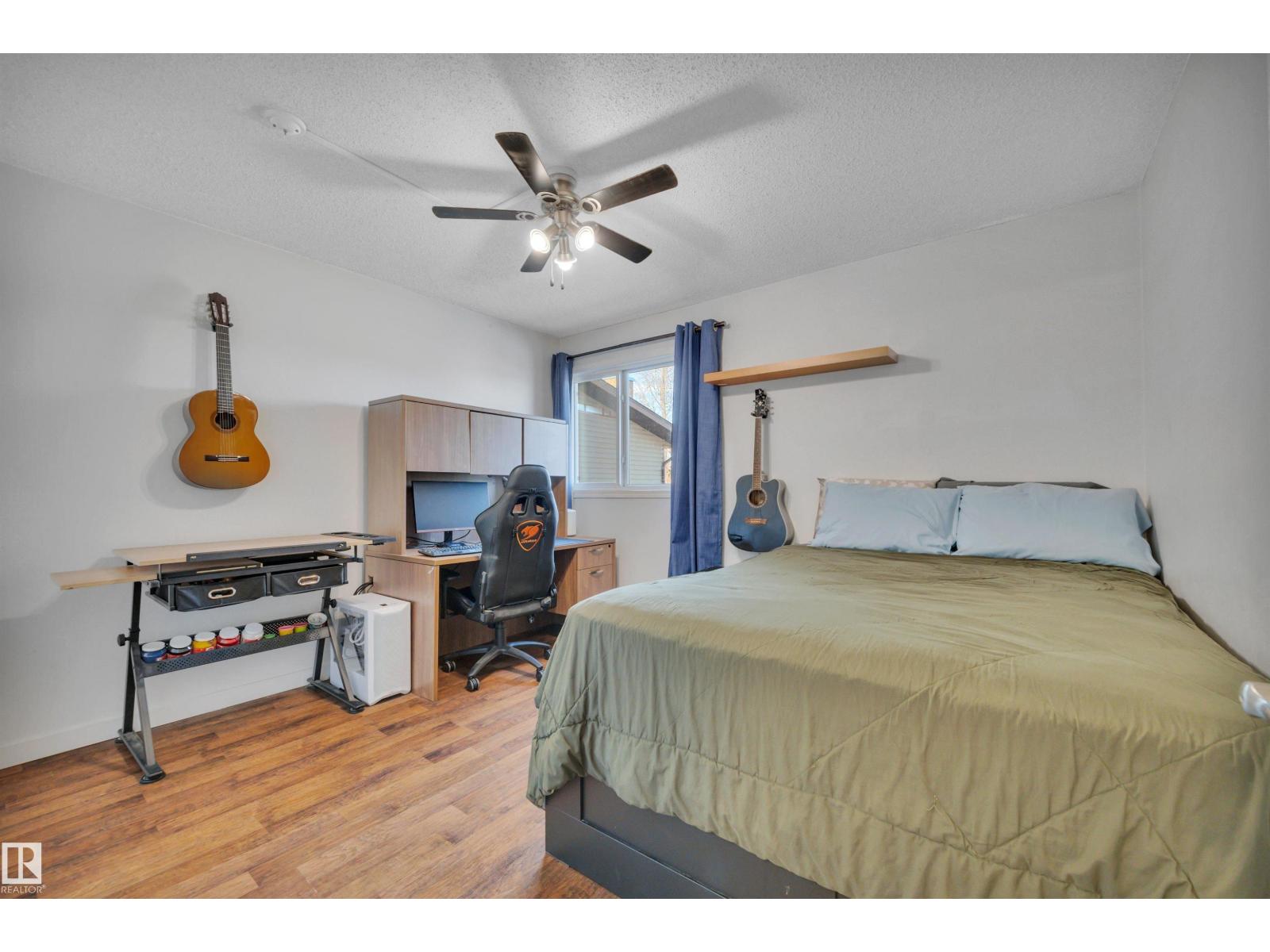 17062 100 ST NW, Edmonton