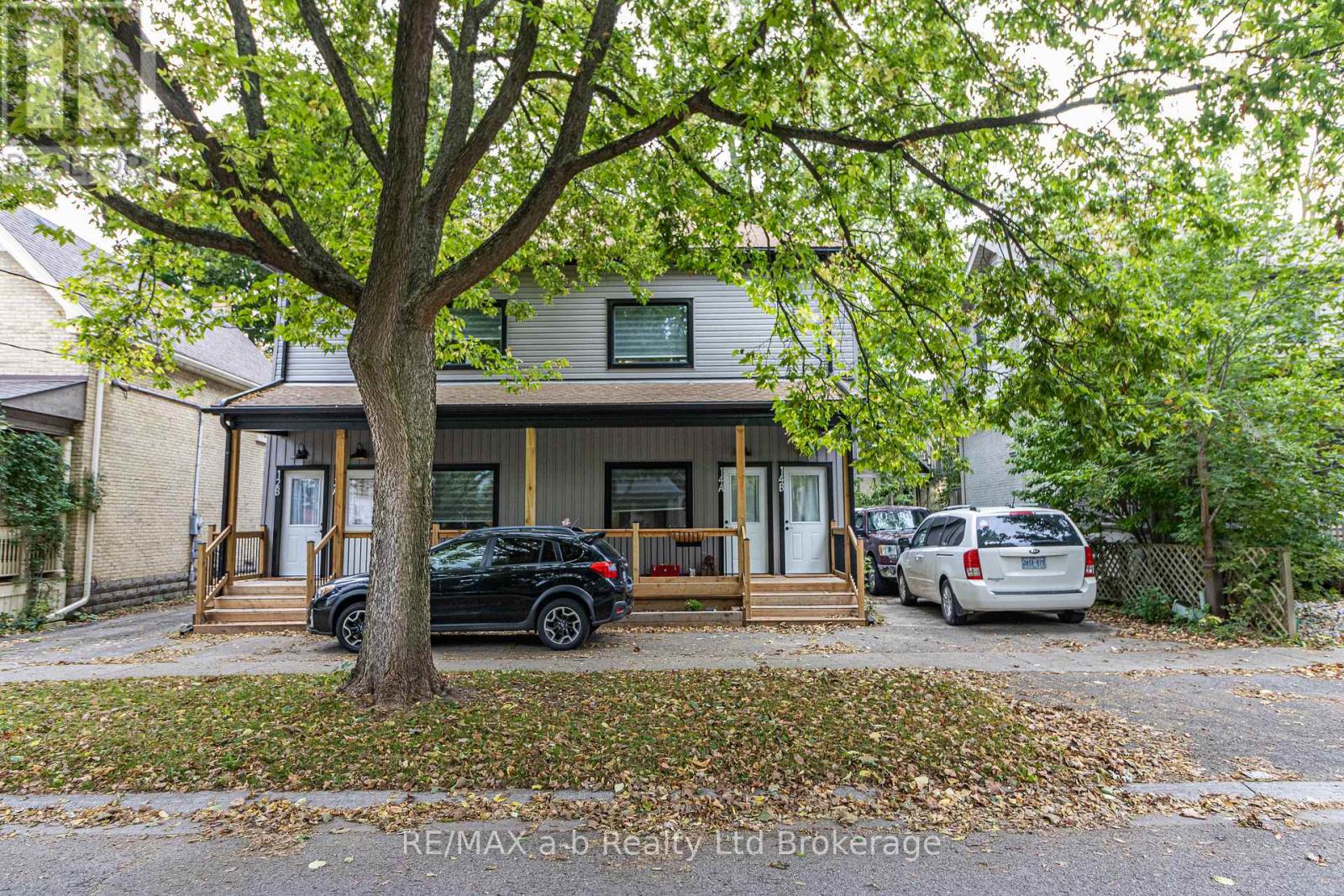 14 VICTOR STREET - Photo 3 of 13, London South (South F), Ontario