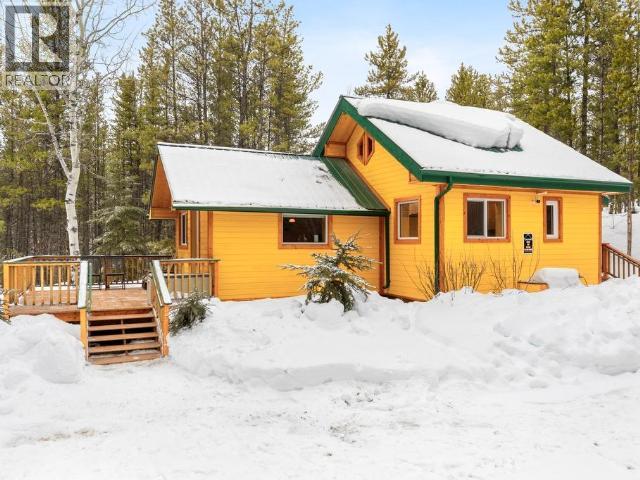 22- CROCUS HILL LANE - Photo 5 of 17, Whitehorse North, Yukon