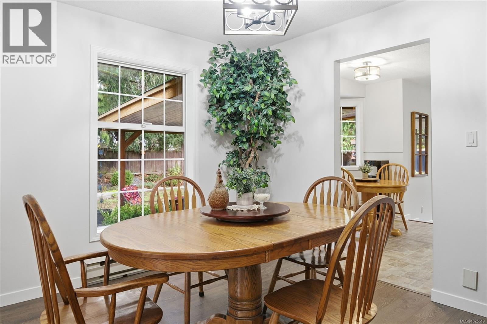 203 Greendale Rd, Lake Cowichan