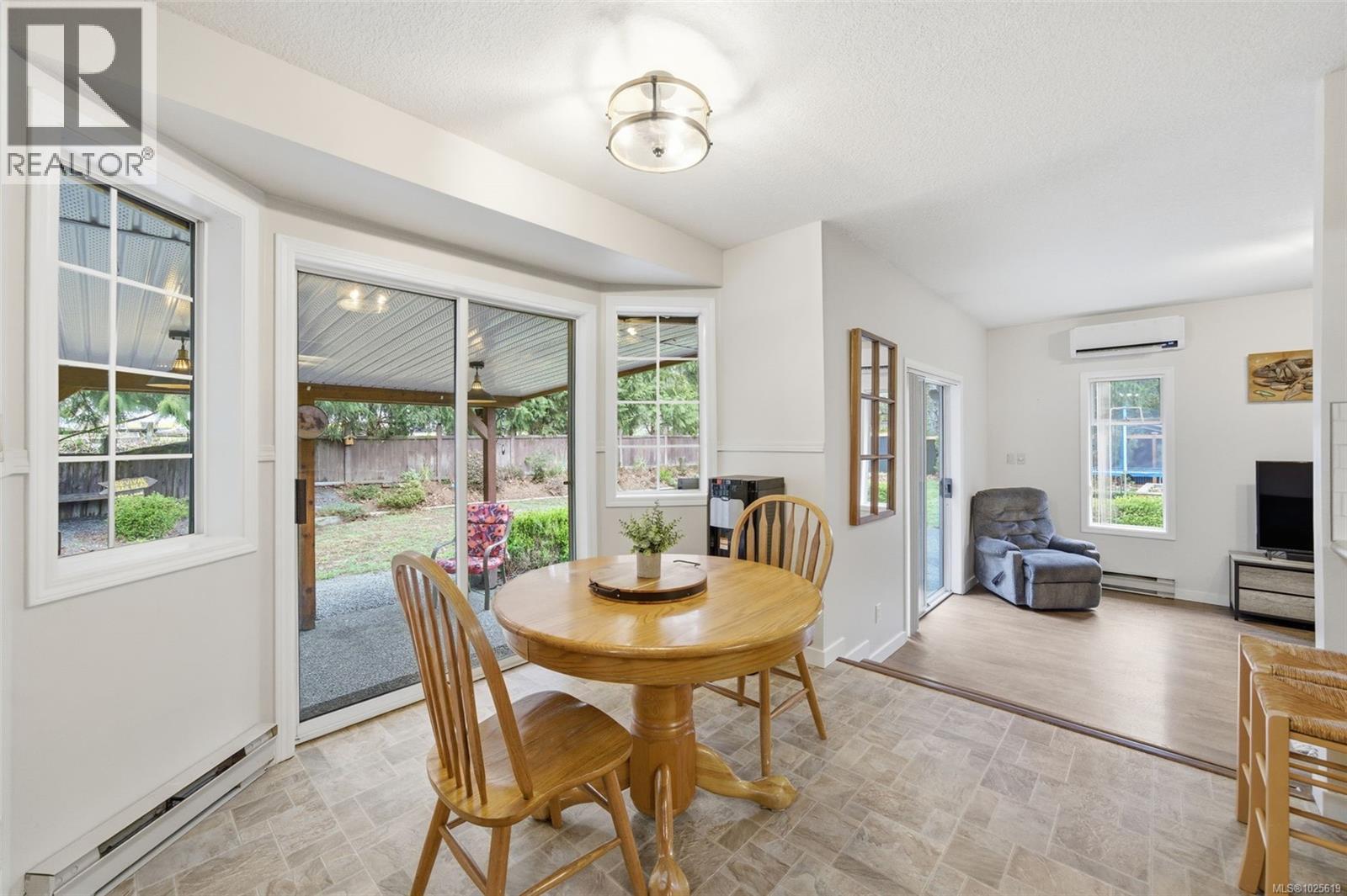 203 Greendale Rd, Lake Cowichan