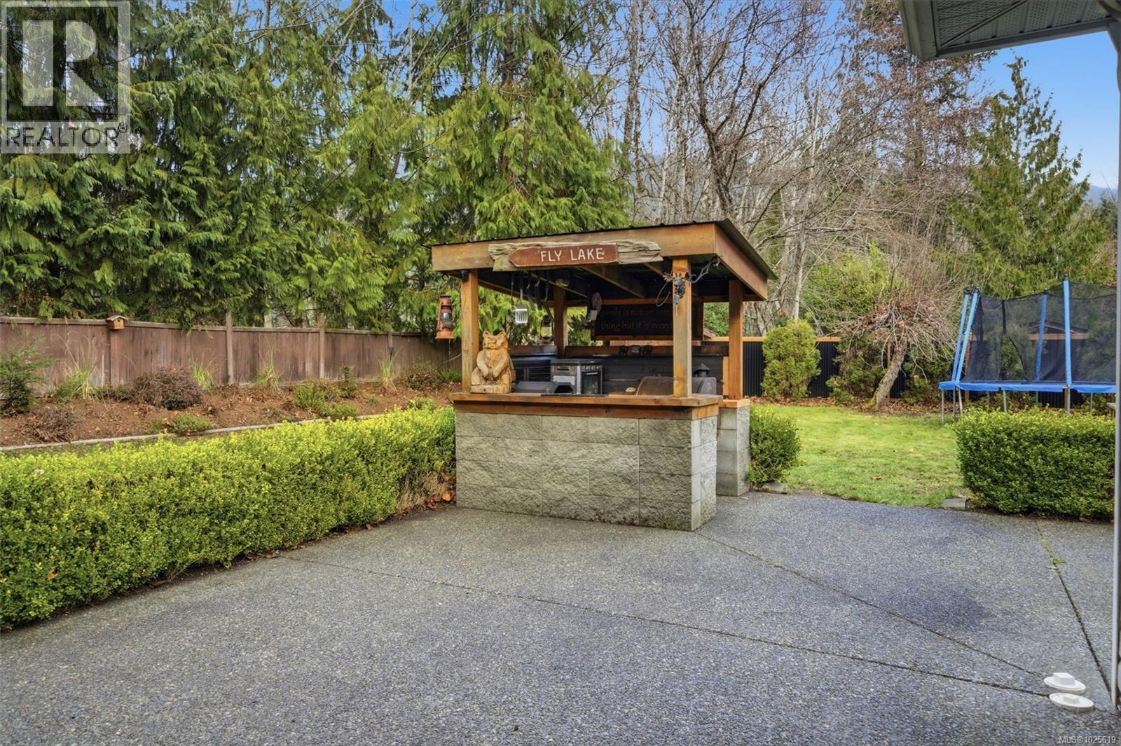 203 Greendale Rd, Lake Cowichan