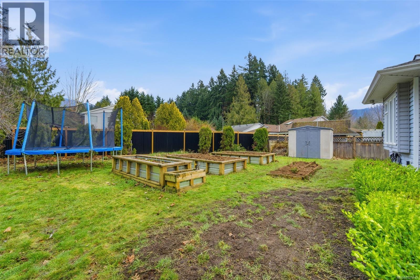 203 Greendale Rd, Lake Cowichan