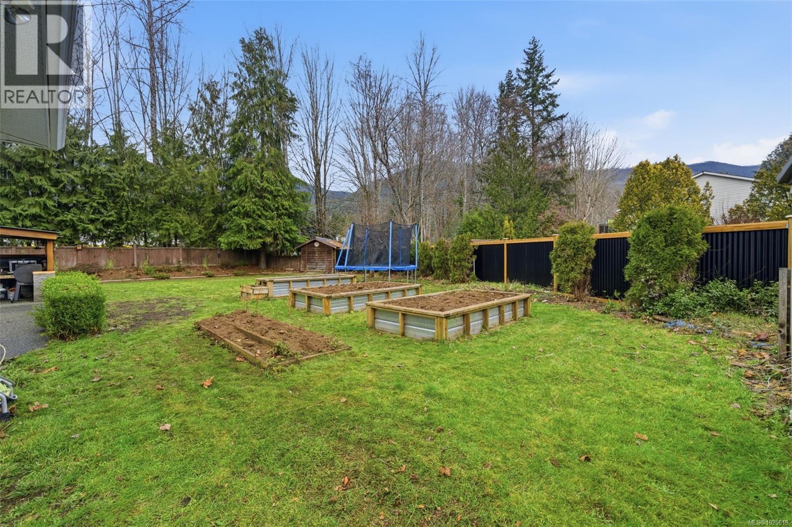 203 Greendale Rd, Lake Cowichan