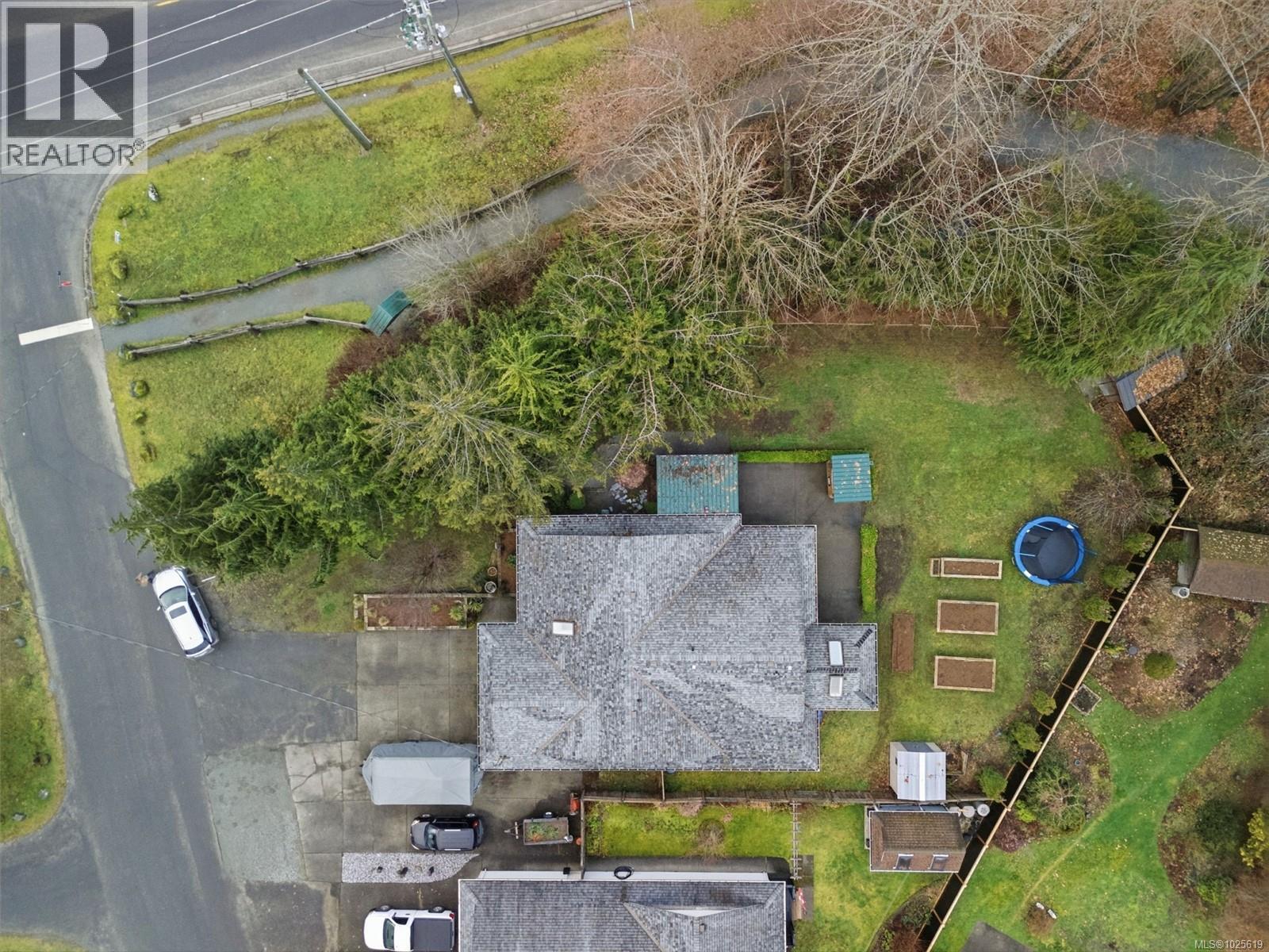 203 Greendale Rd, Lake Cowichan