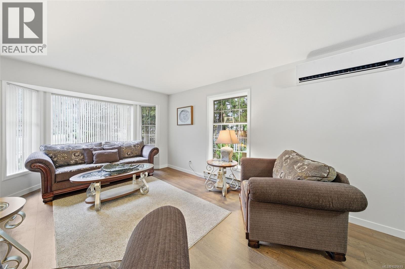 203 Greendale Rd, Lake Cowichan