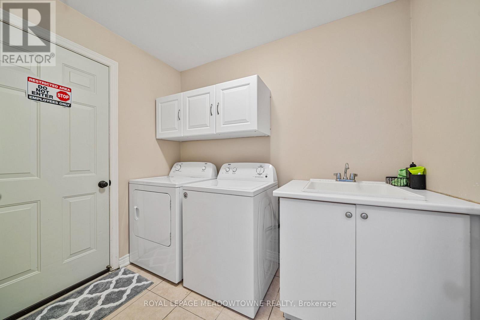 Single Family House for Sale in  NEW HAMPSHIRE COURT Brampton (Westgate) 