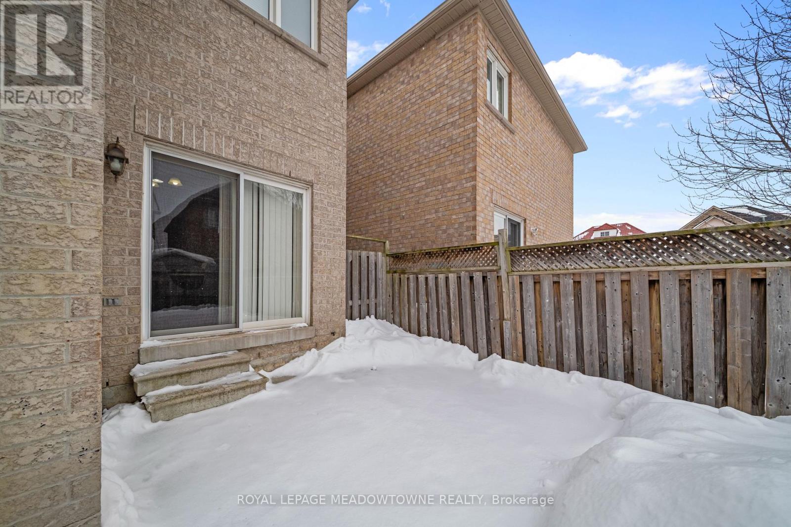 Single Family House for Sale in  NEW HAMPSHIRE COURT Brampton (Westgate) 