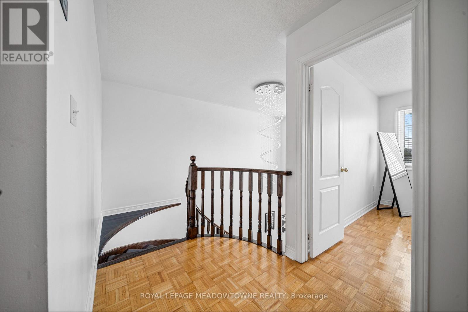 Single Family House for Sale in  NEW HAMPSHIRE COURT Brampton (Westgate) 