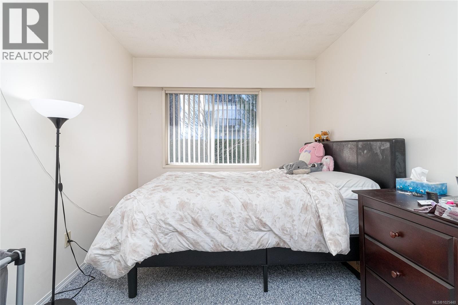 204 710 Lampson St, Esquimalt