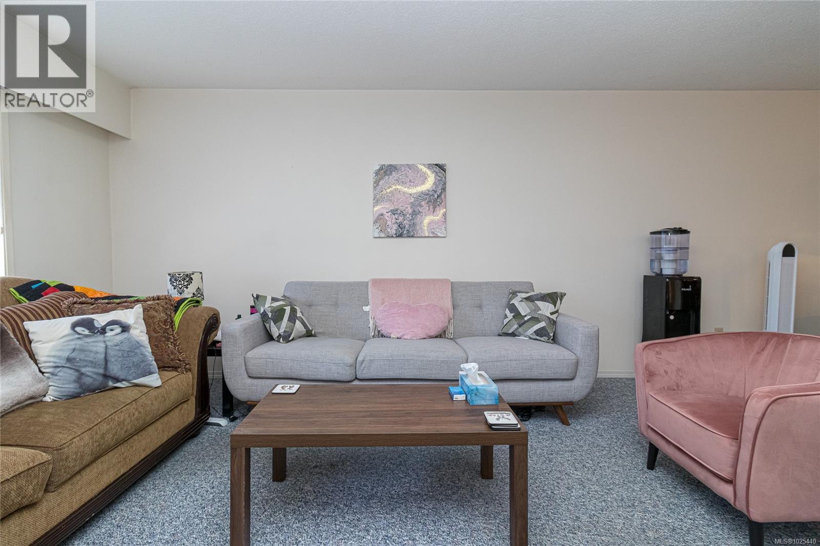 204 710 Lampson St, Esquimalt