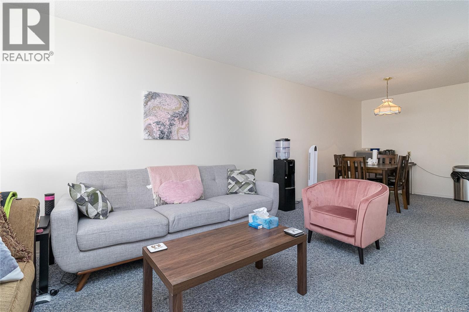 204 710 Lampson St, Esquimalt