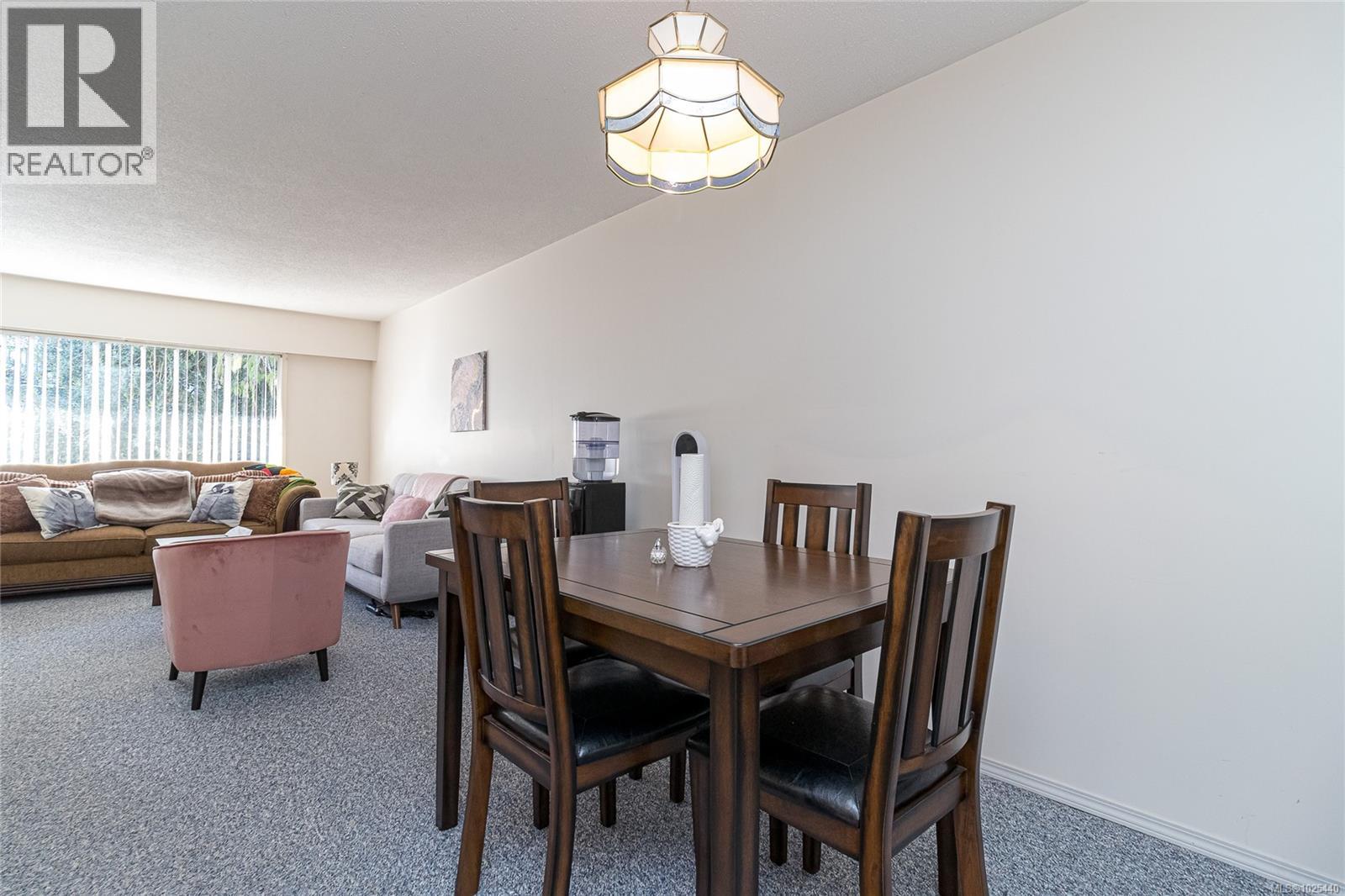 204 710 Lampson St, Esquimalt