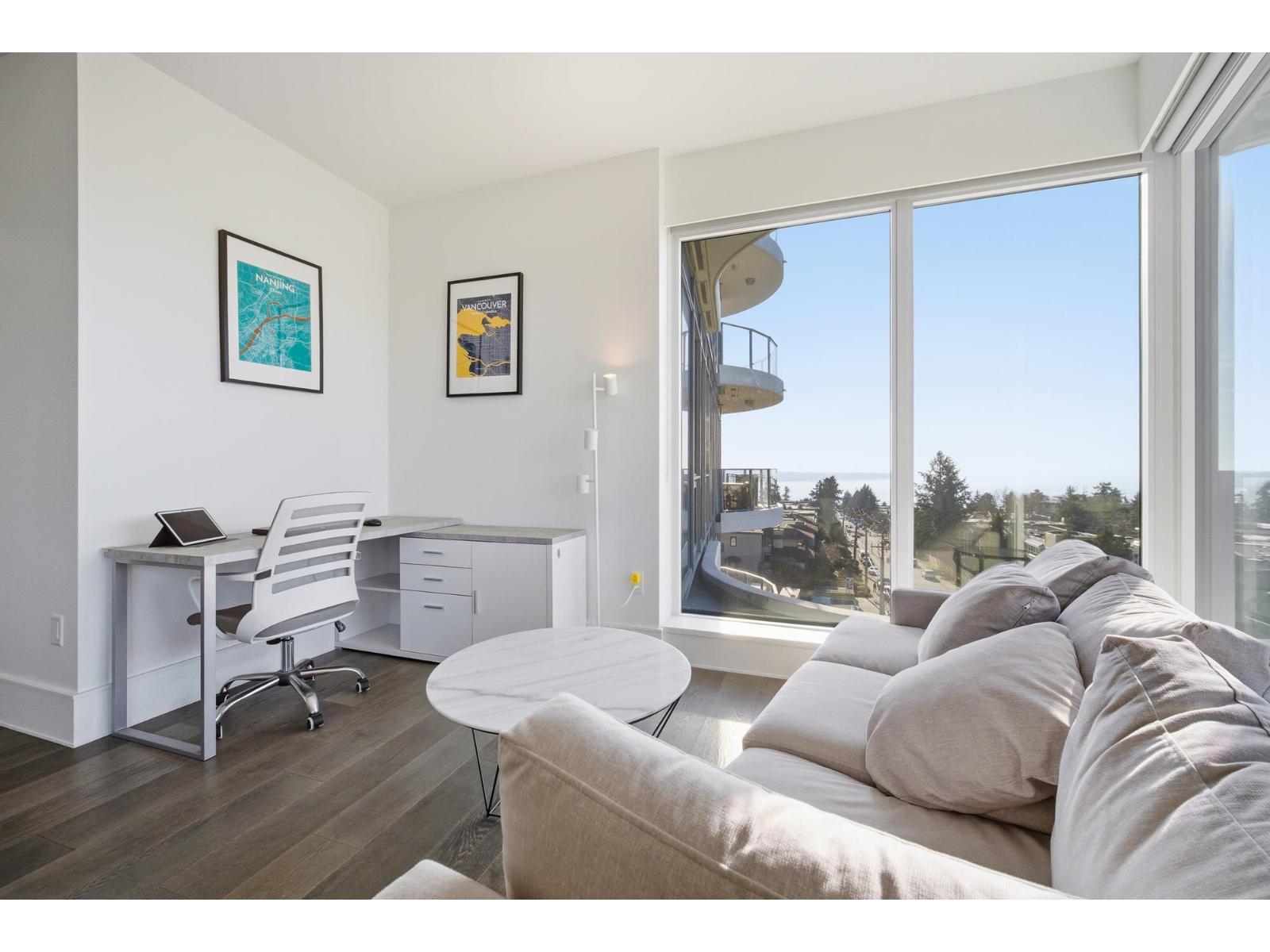 602 1500 MARTIN STREET, White Rock