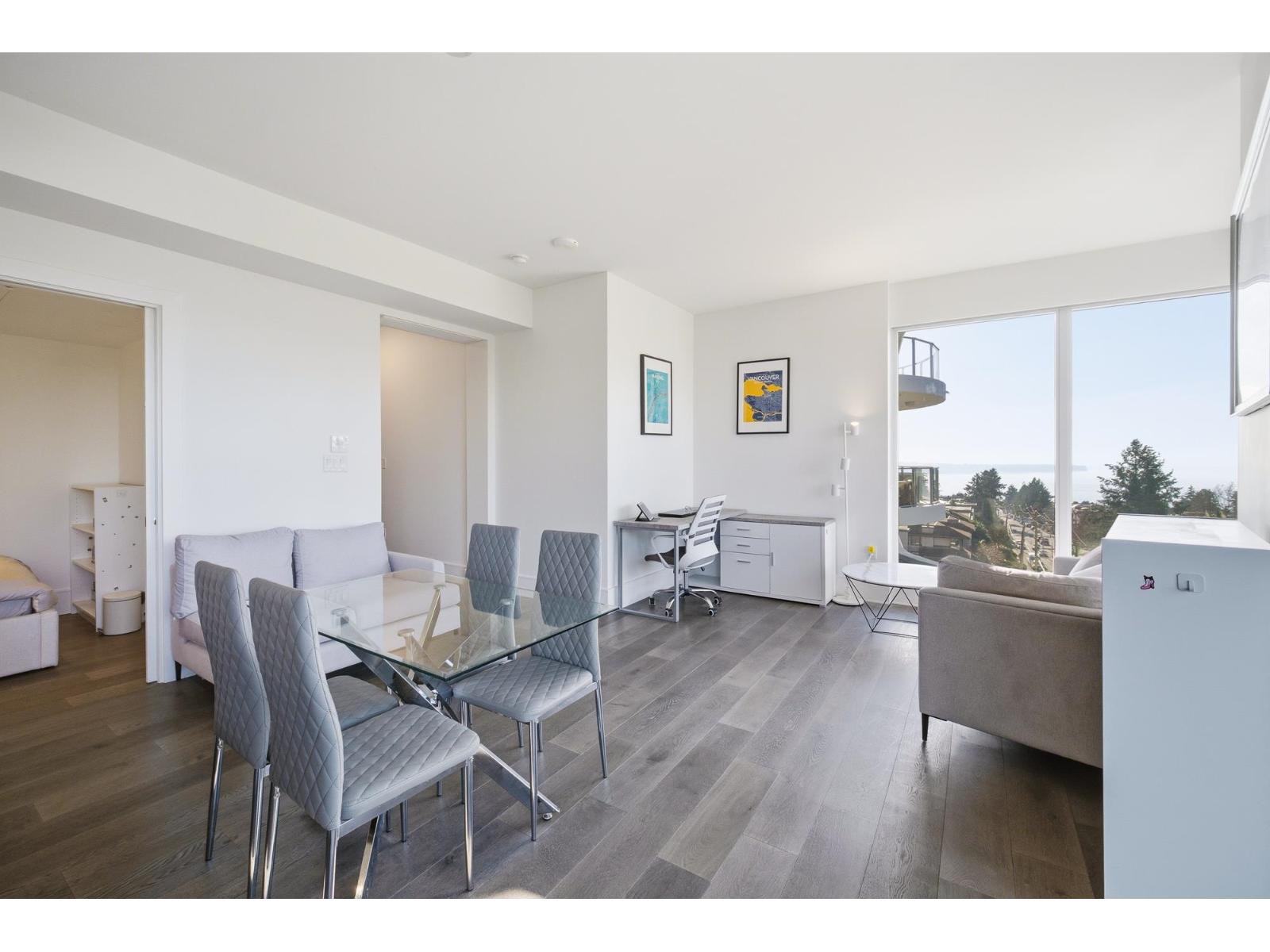 602 1500 MARTIN STREET, White Rock