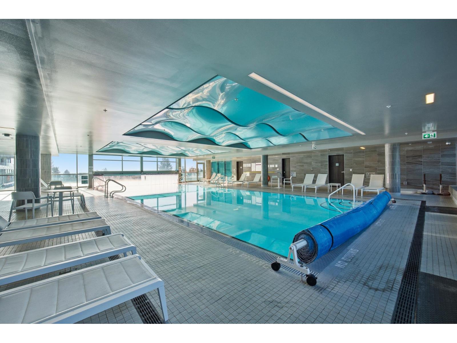 602 1500 MARTIN STREET, White Rock