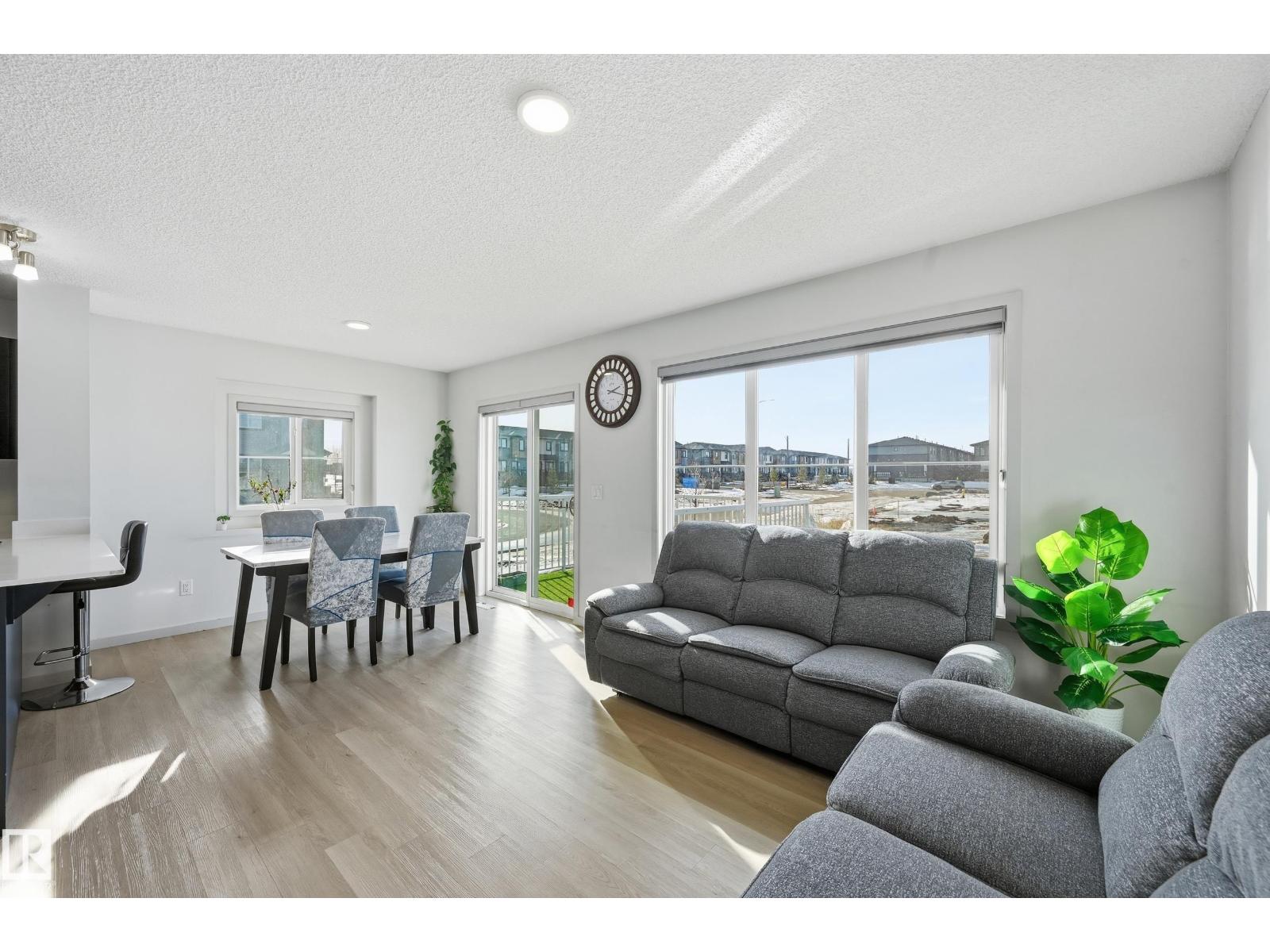 9804 227 ST NW, Edmonton