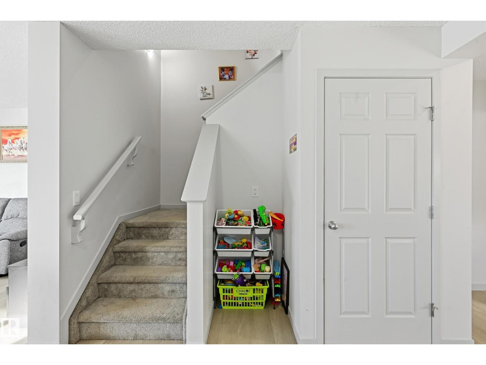 9804 227 ST NW, Edmonton