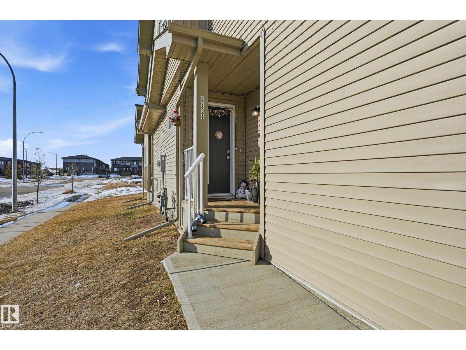 9804 227 ST NW, Edmonton