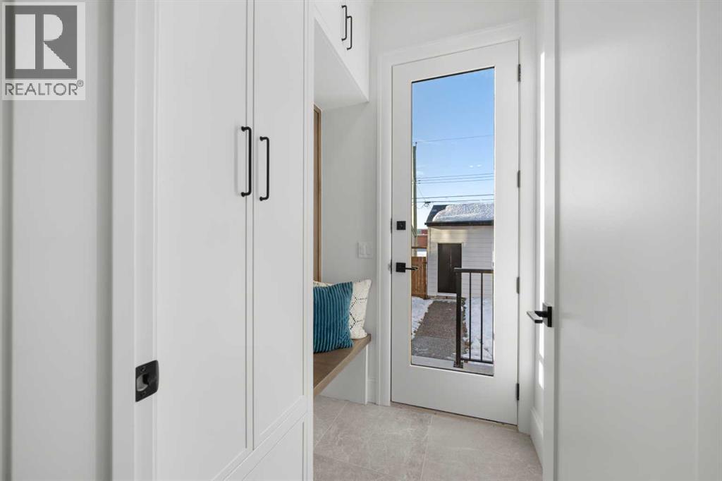 Single Family House for Sale in   Avenue SW South Calgary Calgary 